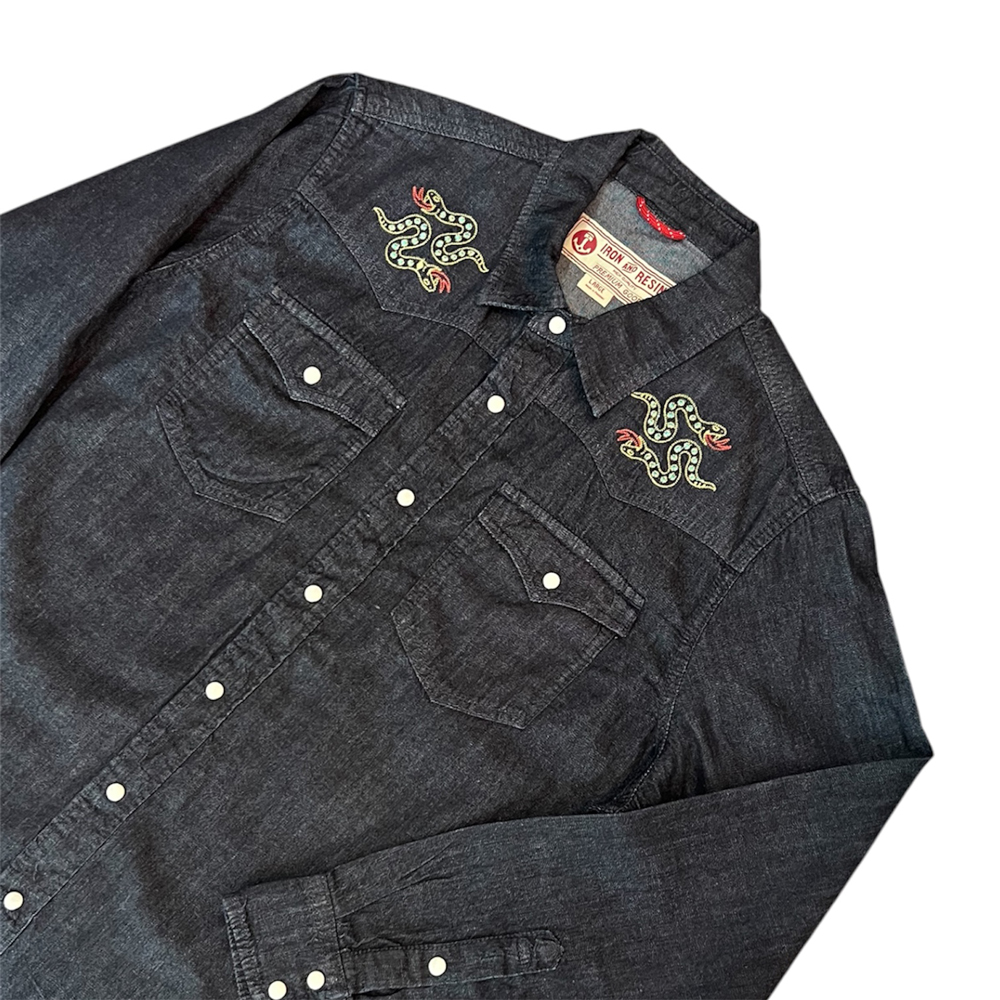 chemise outrider iron and resin ride with mortimer