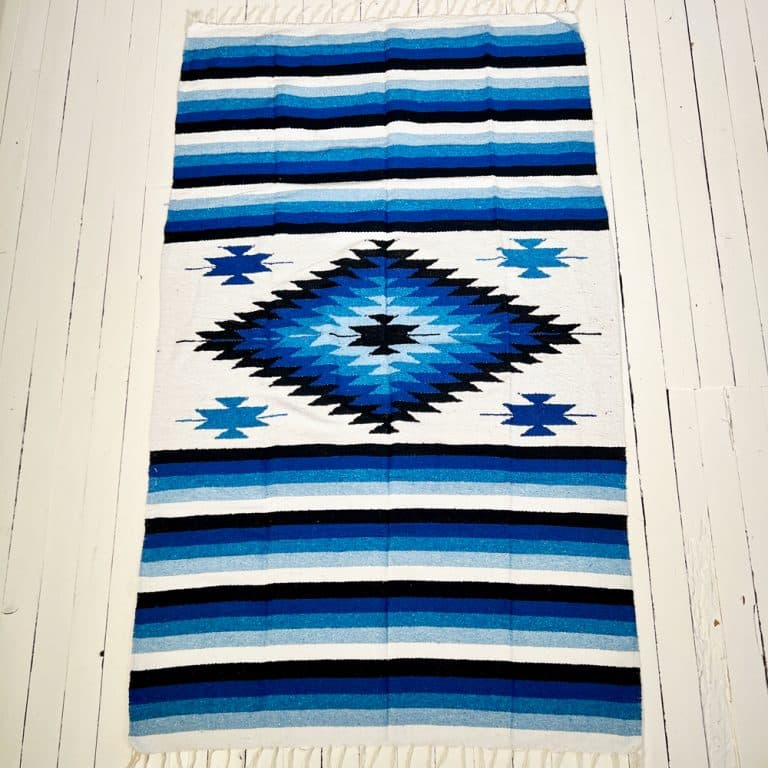 couverture mexicaine merida écrue et bleue