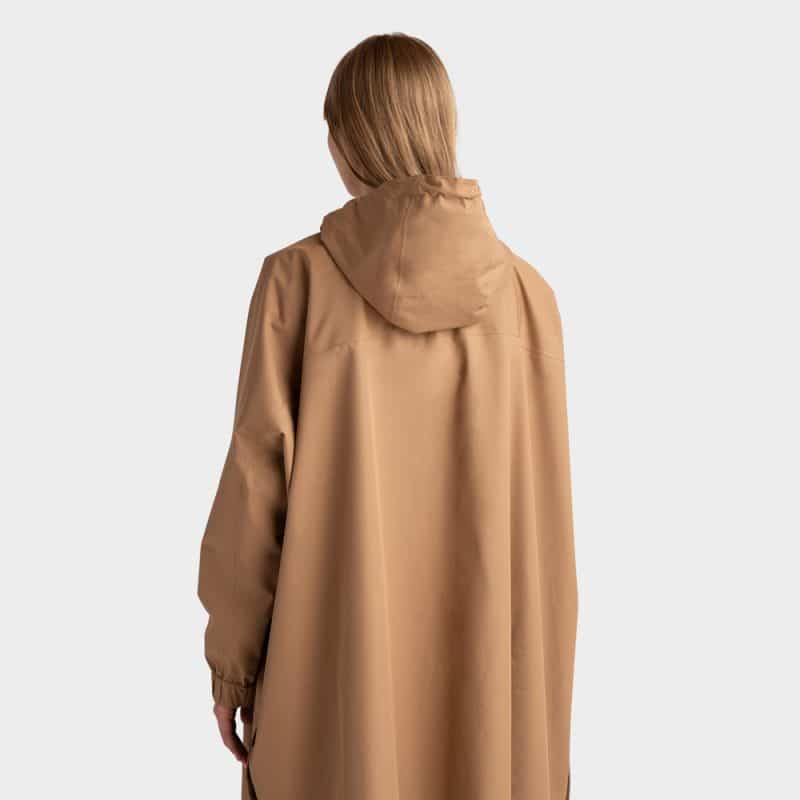 Poncho impermeable pliable camel